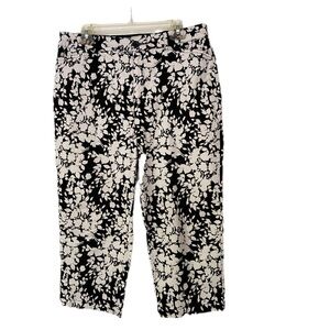 Croft & Barrow Floral Print Capris Black and White Pockets Size 12